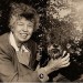 Eleanor_Roosevelt_with_Fala_2